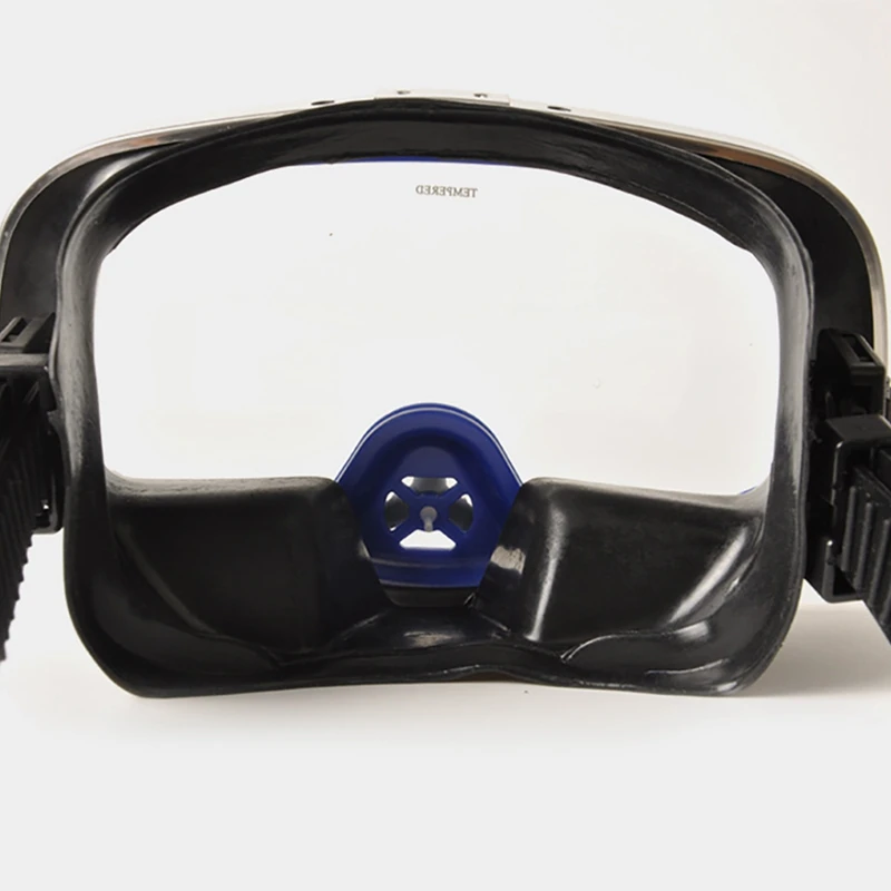 Классическая маска для дайвинга с одним окошком черная