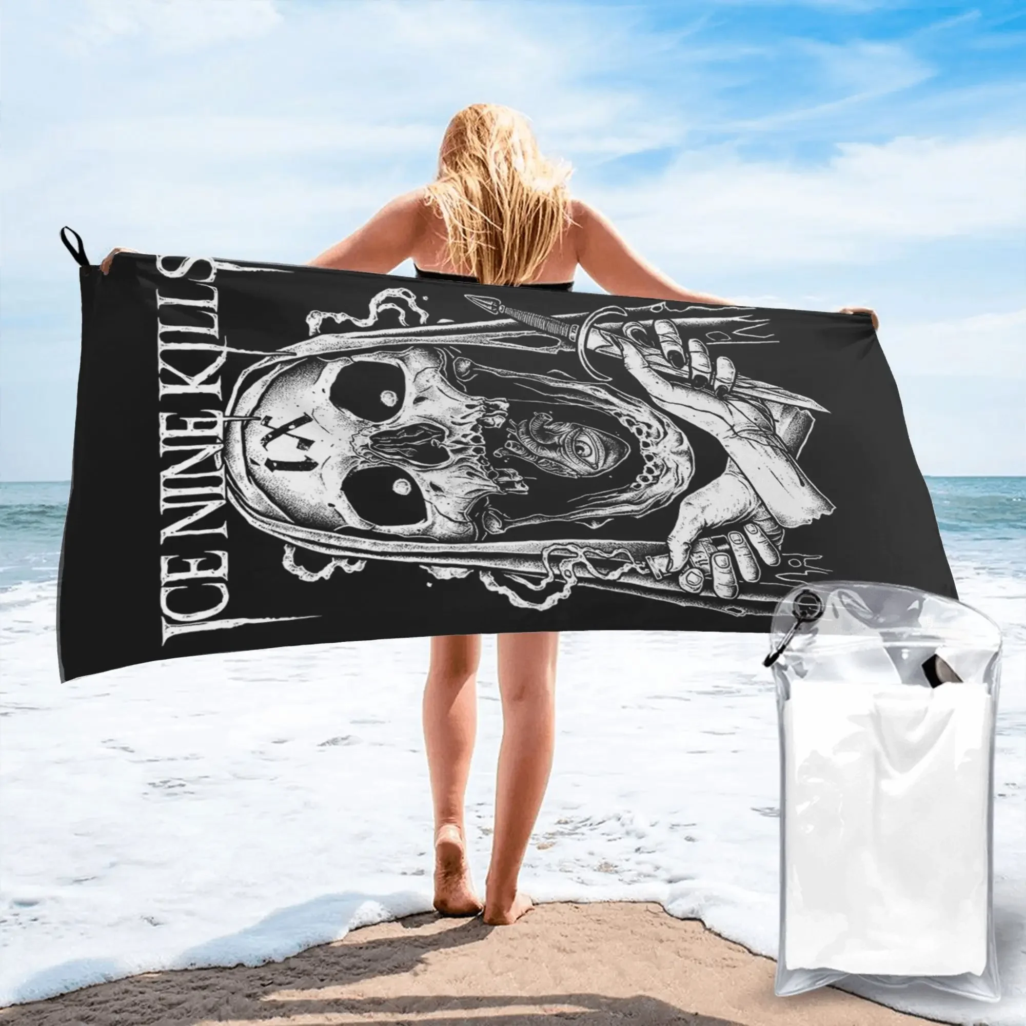 Фото Пляжное полотенце Michele Nolli Ice Nine Kills из мягкой микрофибры, быстросохнущее, впитывающее, для йоги №1