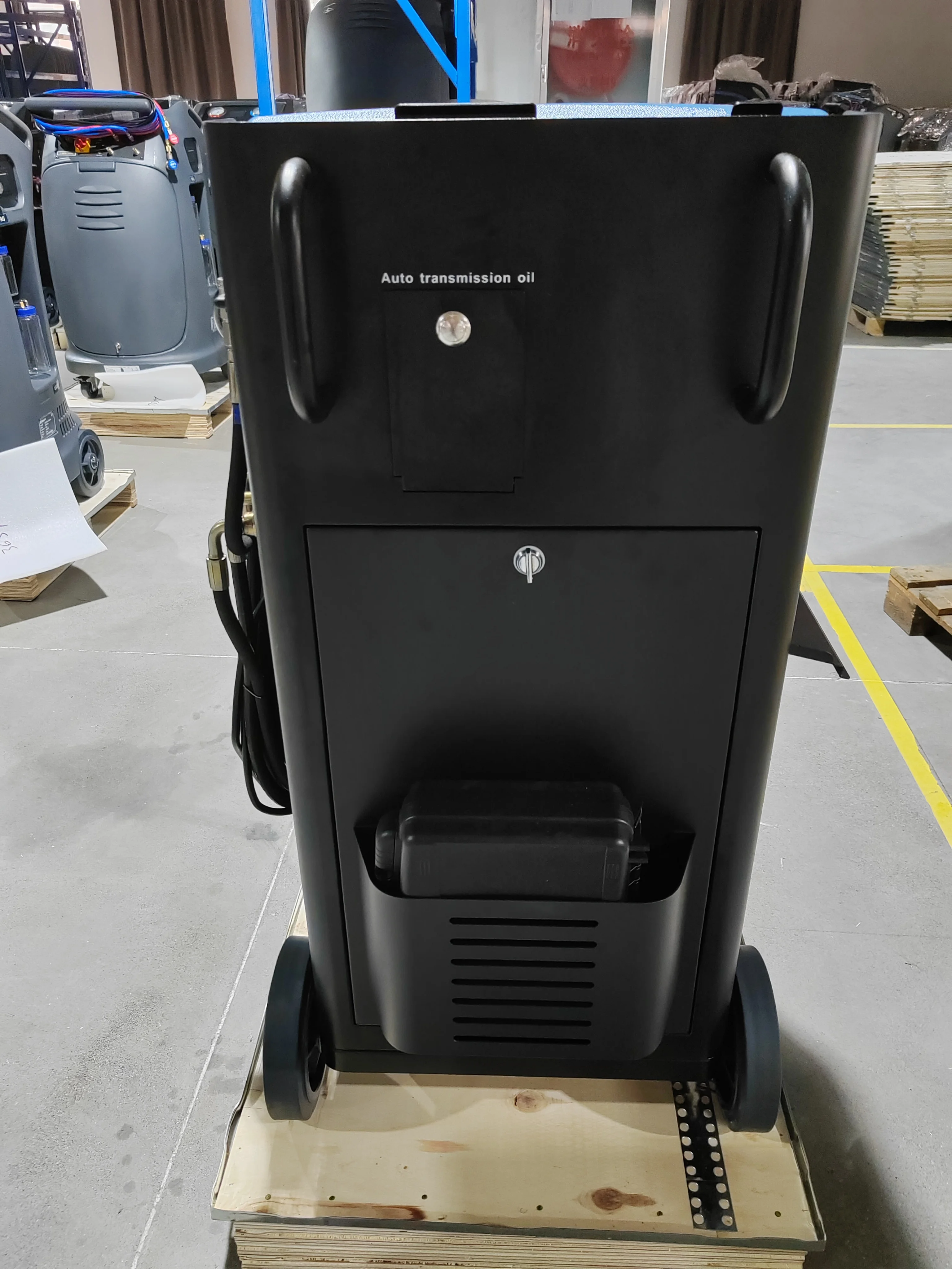 Фото CM-102+ ATF Exchanger — устройство для замены и очистки жидкости автоматической коробки передач с функцией предварительного подогрева. №4