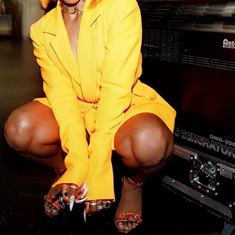 Fashion Casual Ladies Long-sleeved Solid Color Notched Lapel Single-breasted Blazer Casual Fashion Chain Blazer Women's Clothing