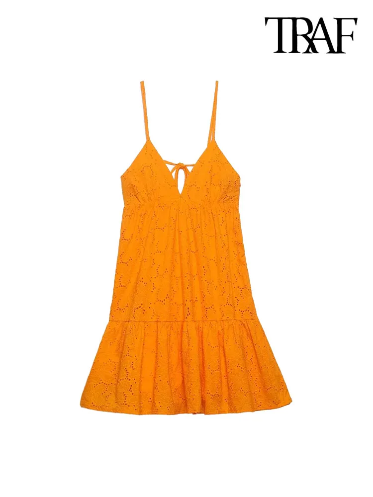 

Платье-мини с рюшами и вышивкой, на молнии