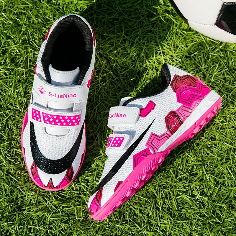 Size 30-39 Children Youth Spike Soccer Shoes Students Outdoor Integrated Training Sneakers Men's Grass Soccer Shoes