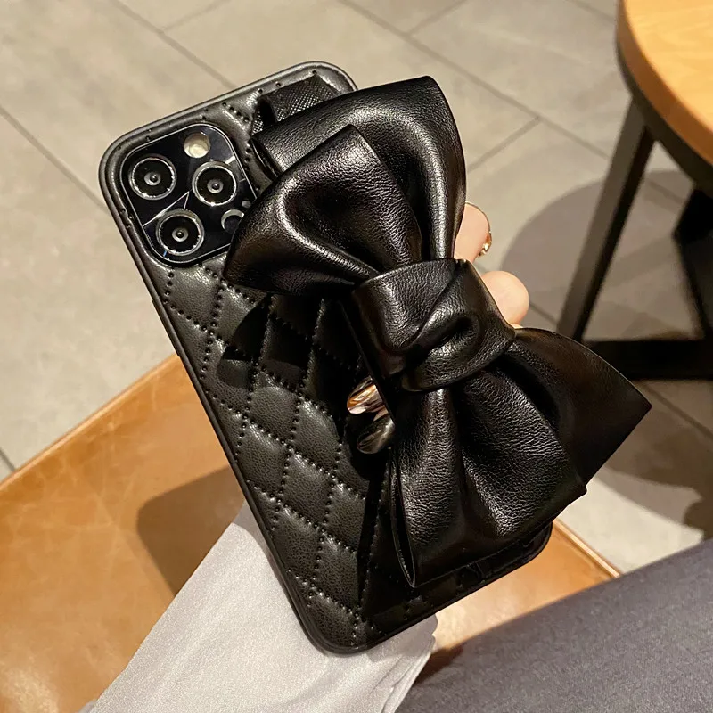 

Luxury Brand Classic Lambskin Leather Bow WristBand Holder Soft Case For IPhone 14 Pro 13 11 12 XS MAX XR X 7 8 Plus Back Cover