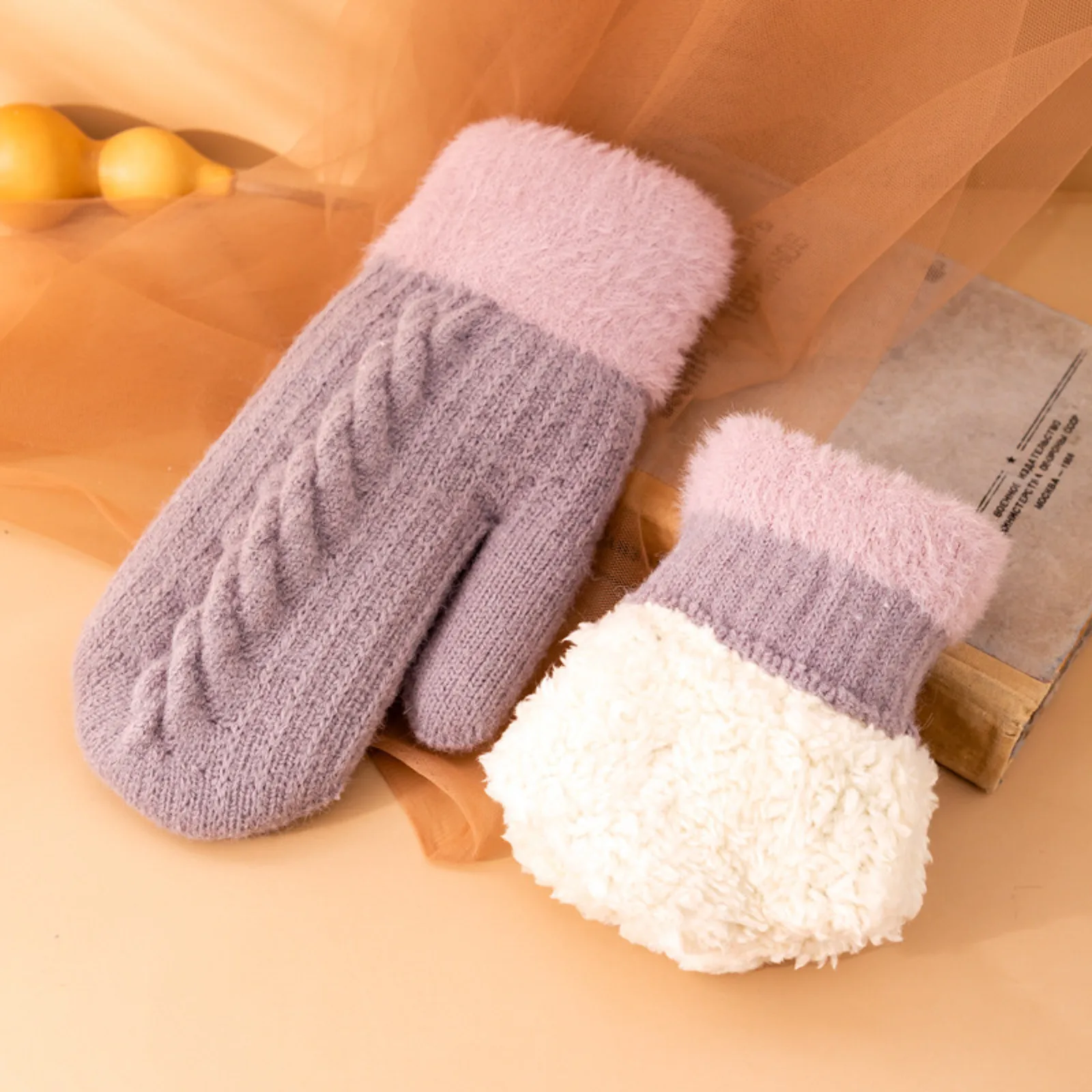 

Women Fashion Knit Twist Flowers Mittens Winter Female Wool Fur Lined Velvet Fleece Thickening Warm Full Finger Gloves Guantes