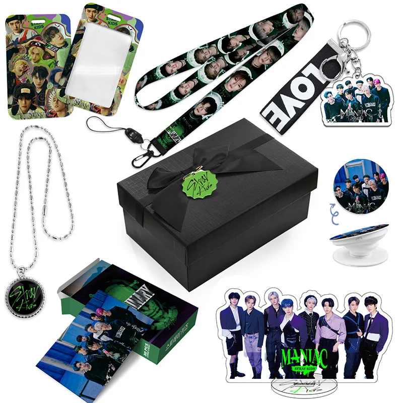 

Kpop Stray Kids TWICE Gift Box Set With Lomo Card Keychain Lanyard Pendant Necklace Acrylic Stand Fans Gift(Random Style）