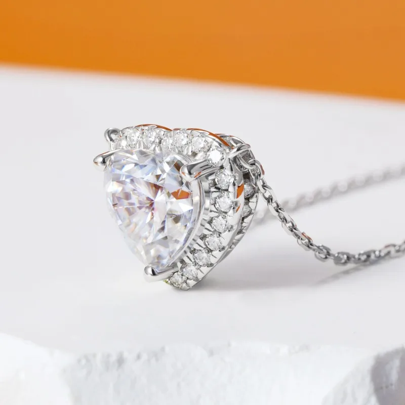 NKHOG Сердце из муассанита ожерелье серебряное