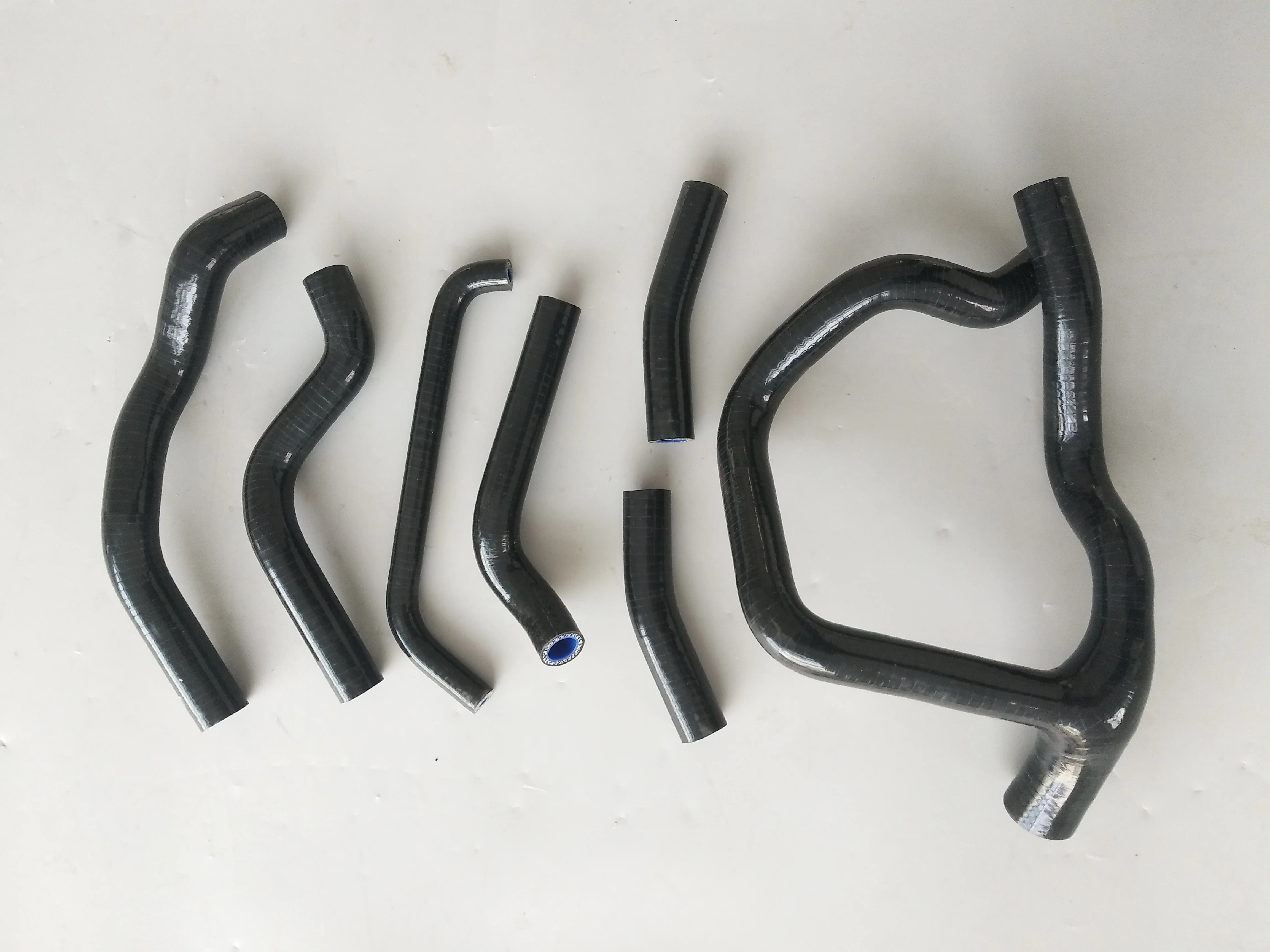 Фото Комплект из 7 силиконовых шлангов для радиатора Honda XRV750 XRV650 XRV-750 650 Africa Twin XRV 650 750 №3