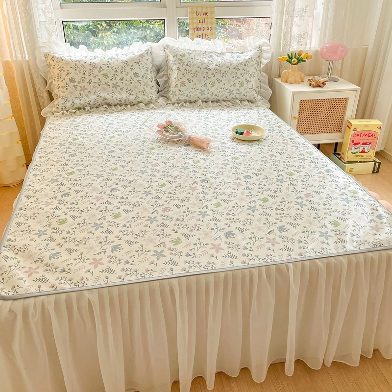 

Thick Cool Bed Sheet Bed Skirt Summer Cool Mattress Lace Lace Pastoral Soft Breathable Cool Summer Mattress Protective Cover