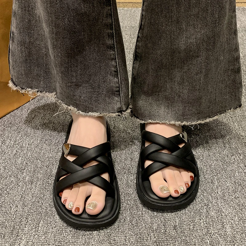 

2023 High Quality Women's Shoes Modern Round Toe Women's Slippers Summer Outdoor Beach Slippers Women Flat with Shoes Female