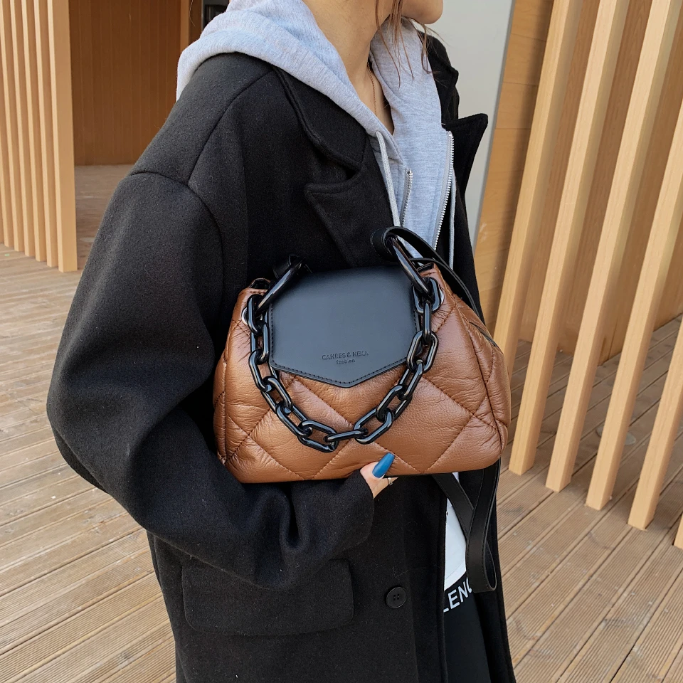 

2022 New Quality PU Leather Padded Quilted Flap Handbag Fashion Quilting Chain Women Messenger Bag Female Shoulder Crossbody Bag
