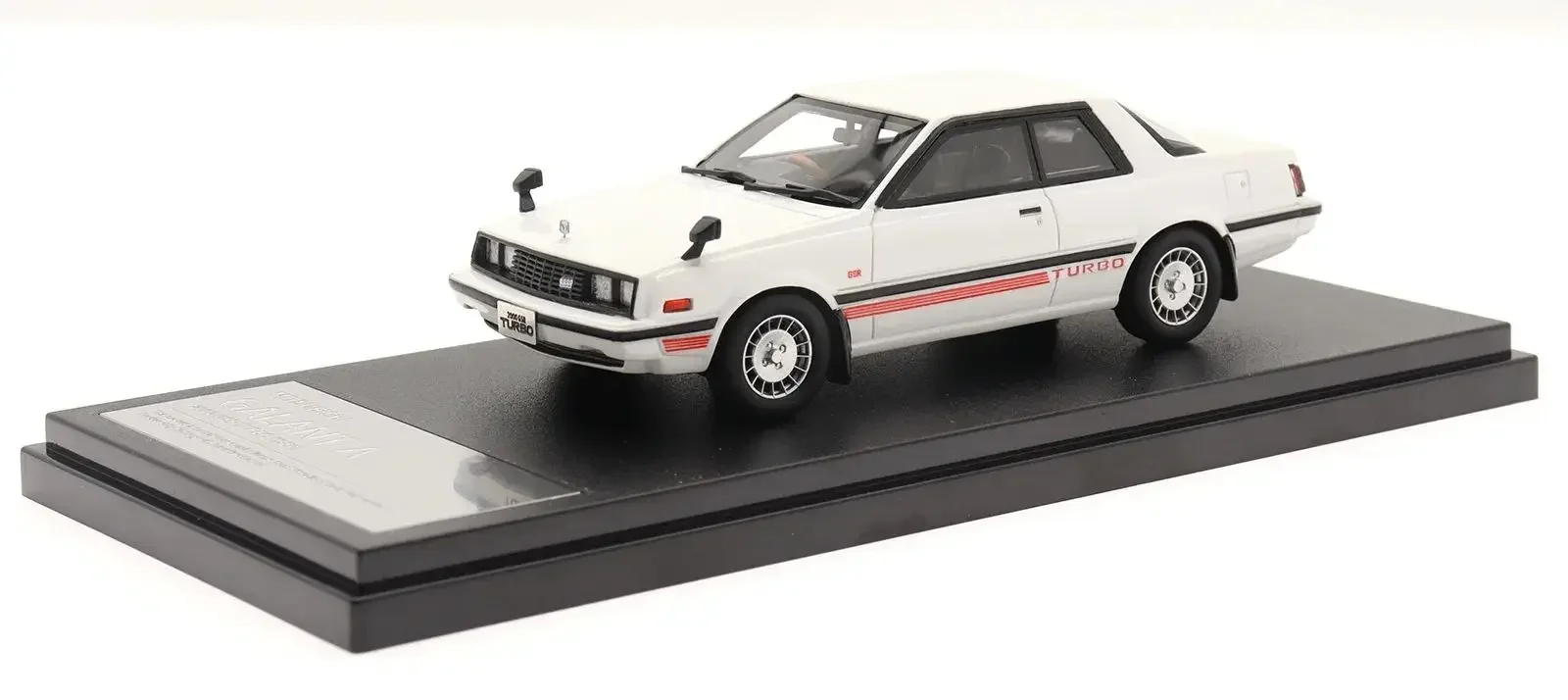 Коллекционные игрушечные автомобили