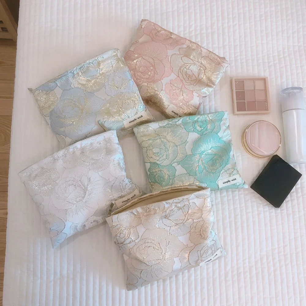 

Floral Cosmetic Bag for Women Retro Flower Ladies Makeup Pouch Clutch Purse Travel Toiletry Organizer Case