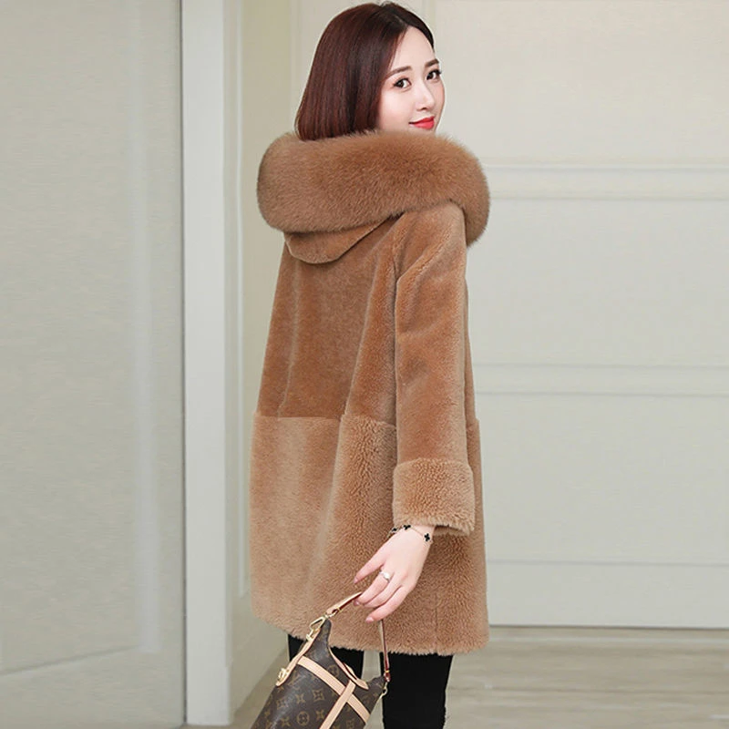 Women Winter Thick Warm Short Plush Jacket Faux Mink Fur Parkas 2022 New Korean Fashion Fluffy Long Sleeves Faux Fur Teddy Coat