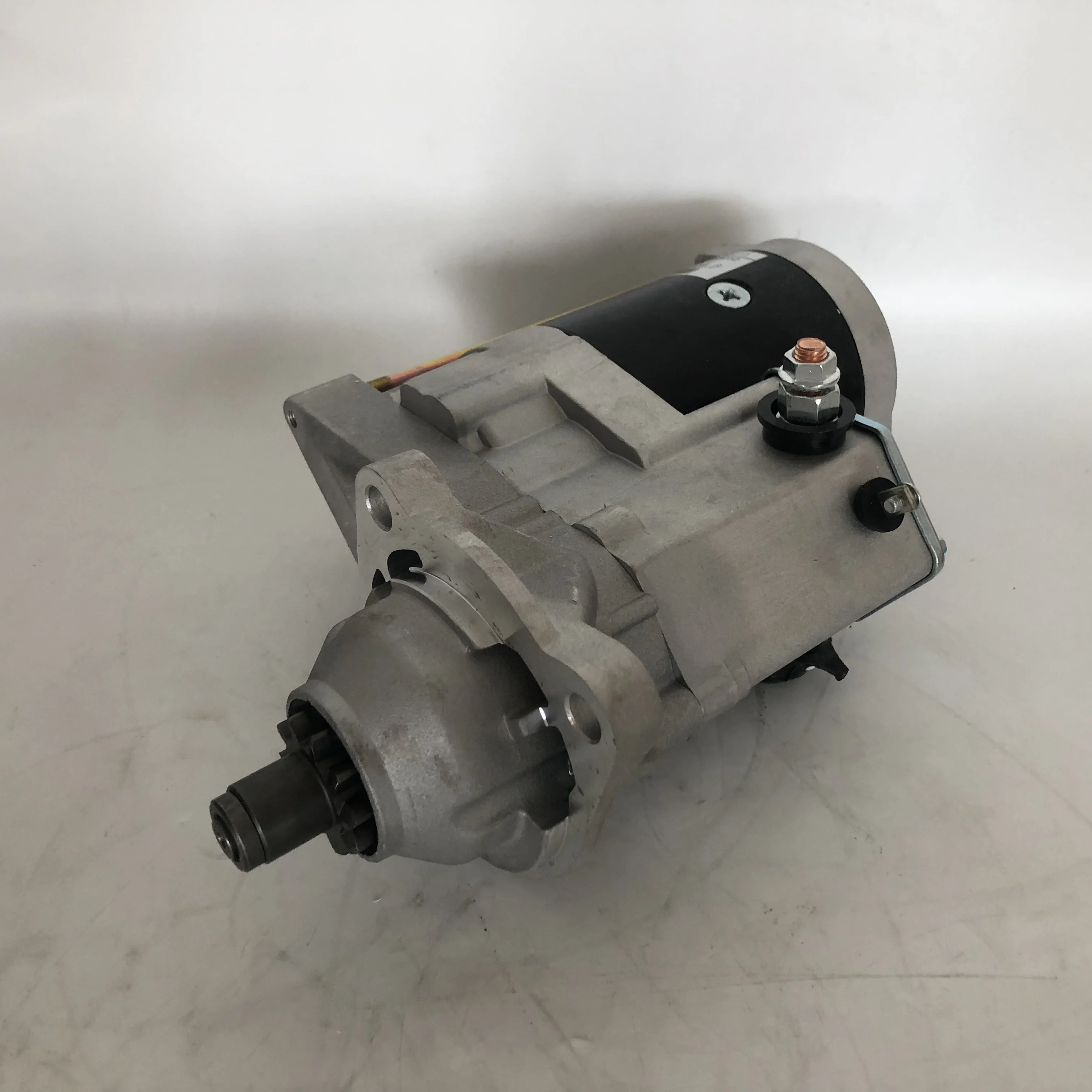 Двигатель S6D102E PC200-8 PC220-8M0 PC220LC-8M0 PC240LC-8 PC300-8M0 Экскаватор 24 В 10T Пусковой двигатель