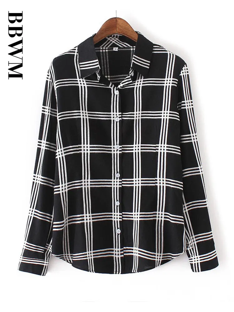 Милая клетчатая однобортная женская рубашка с отворотом и длинным рукавом в