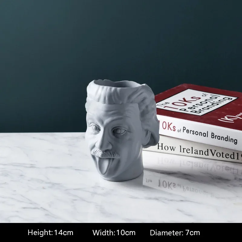 

Статуя-ваза из смолы