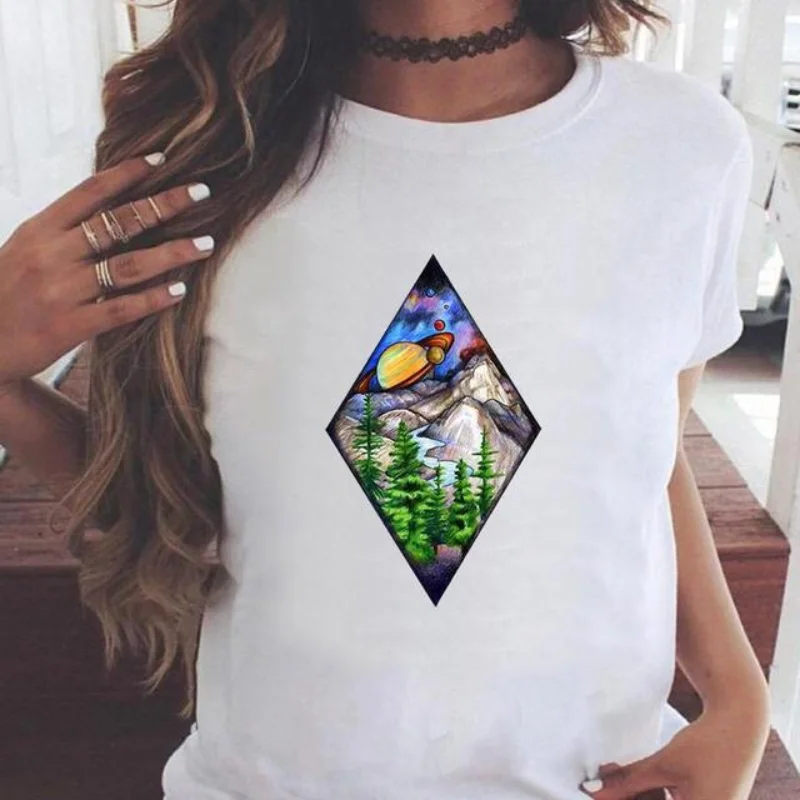 

Spring and Summer Women's Independent Station New Geometric Combination Printed White T-shirt Short Sleeve Women's Top