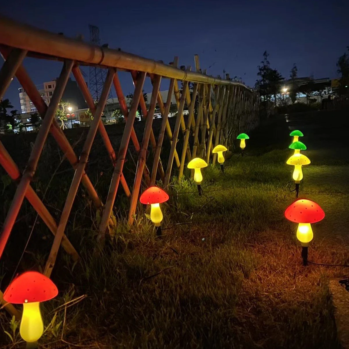 

3/6 pcs Mushroom Solar Light IP65 Waterproof Mushroom Fairy Light 8 Modes Outdoor Garden Lawn Light Decor for Pathway Patio
