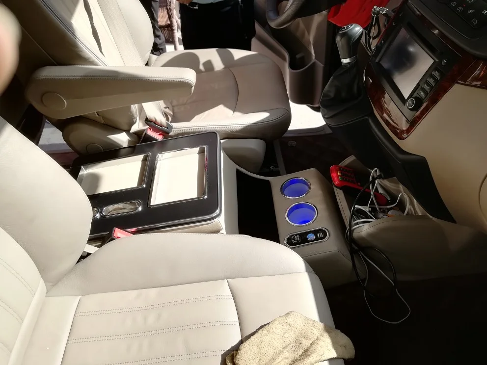 Светодиодный светильник подлокотник центральной Содержание ящик для хранения