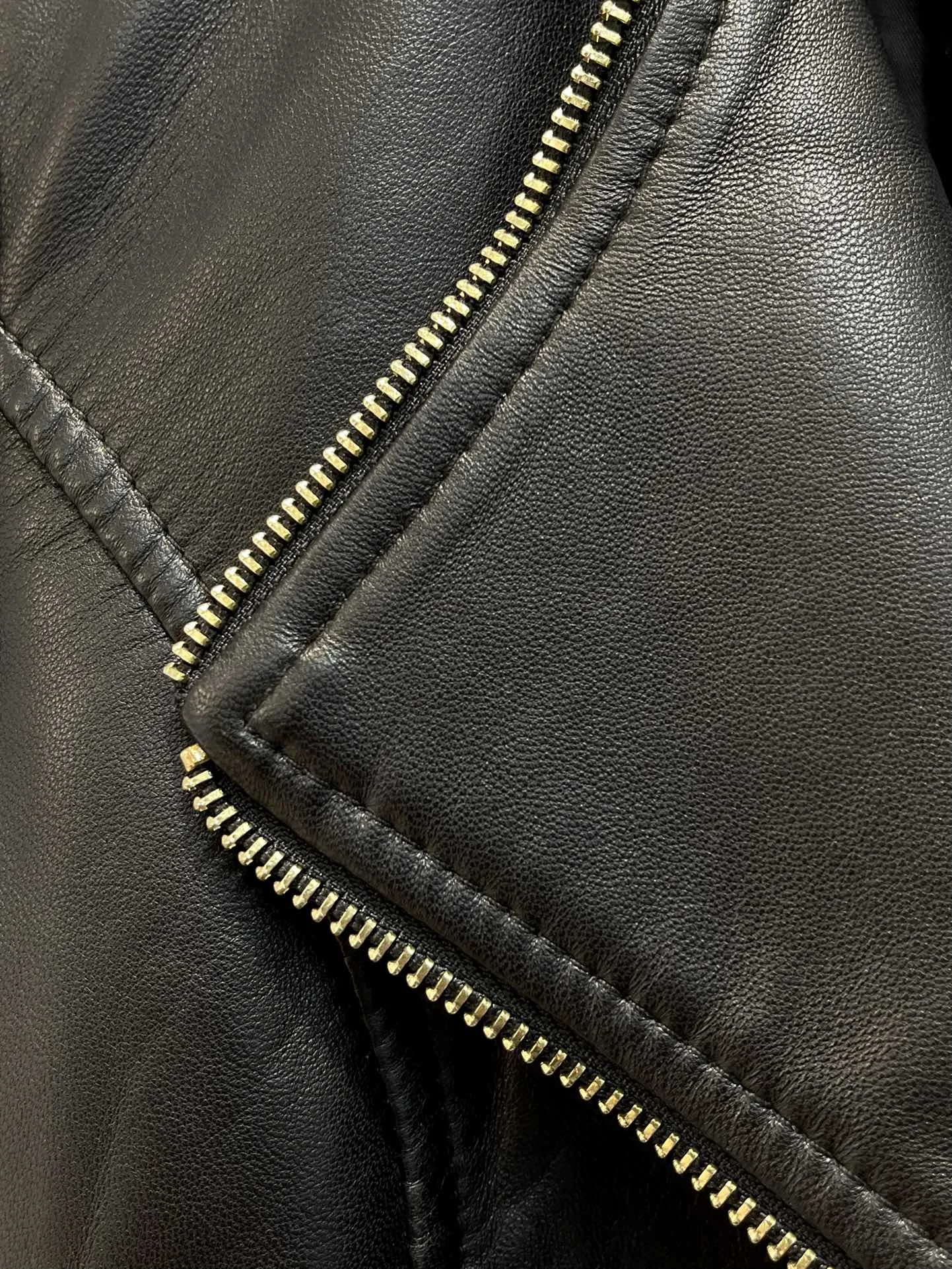 2022 New Arrivals Women Men Basic Sheepskin Leather Jacket Moto Black Long Sleeve Zipper Design High Quality All-match Coat