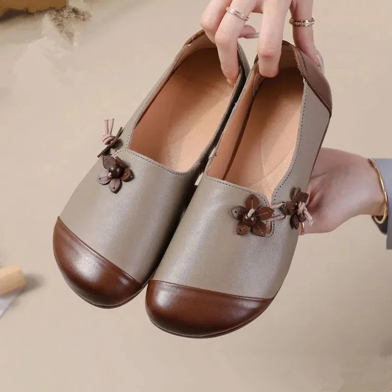 National Style Flower Retror Women Flats Brown Ladies Spring  Autumn Wide Feet Elderly Comfortable Non-slip Soft Sole Flat Shoes