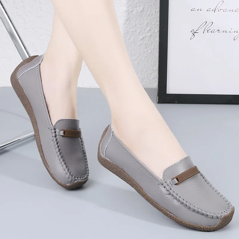 Minimalist Leather Women's Loafers with A Cattle Tendon Sole That Is Slip-resistant and Wear-resistant