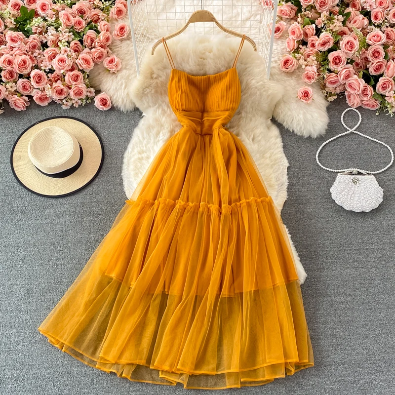 

2023 Summer Elegant Super Immortal Yellow High Waist Slim Backless Dress Beach Vacation Skirt Flowing Big Swing Long Dress