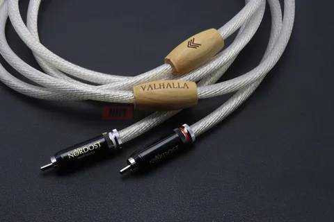 Аудиокабель ACCUPHASE Valhalla Hi-Fi 2RCA-2RCA
