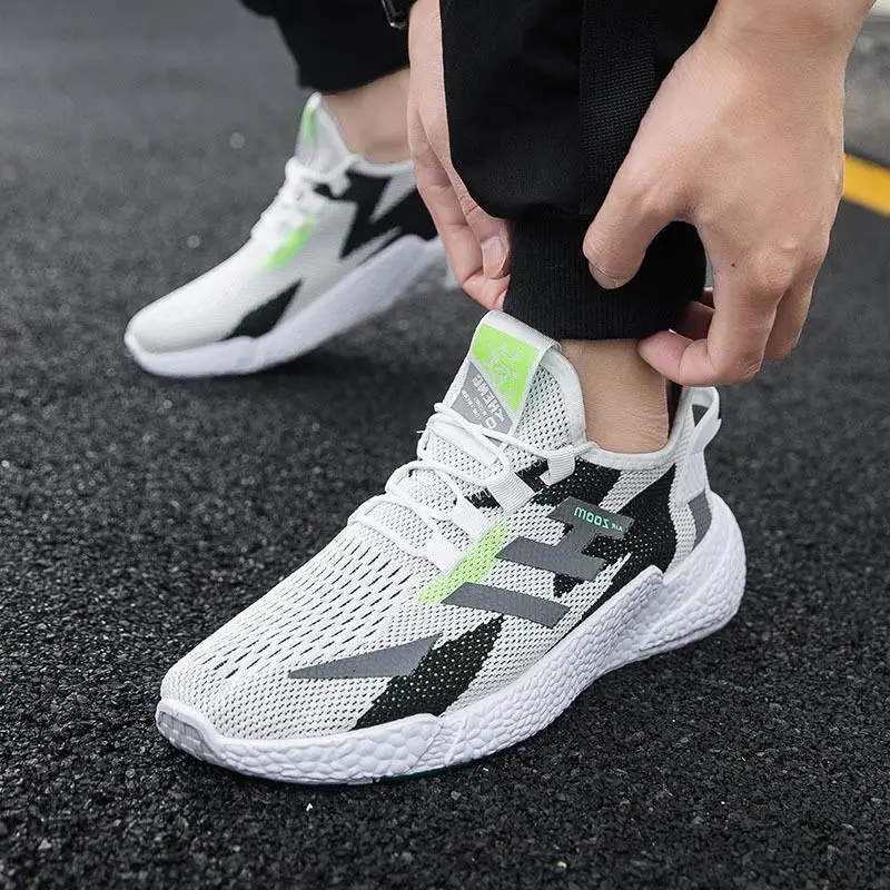 

Men's Sneakers Fly Woven Mesh Running Sports Shoes for Men Trend Breathable Male Sneaker Man Color Matching Vulcanize Shoes