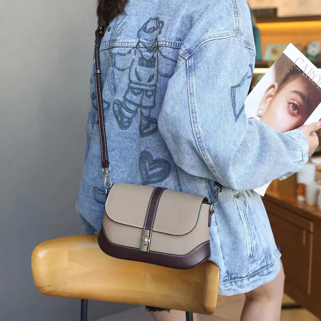 

high quality luxury brand 2023 New Genuine Leather Top Layer Cowhide Women's Oblique Straddle Shoulder Belt Buckle Banquet Bag