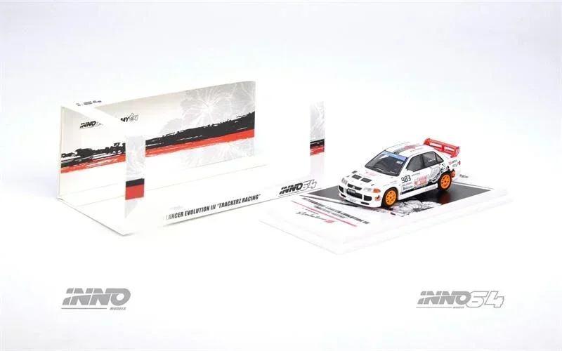 INNO 1:64 COROLLA AE86 Levin & LANCER EVOLUTION III TRACKERS RACING Литая под давлением модель автомобиля
