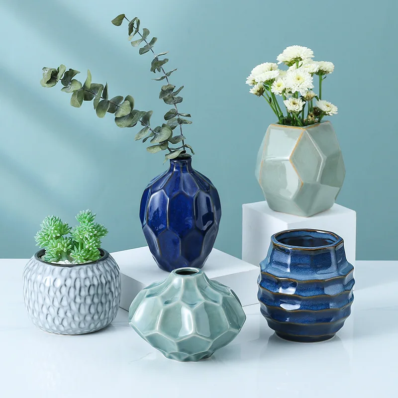 

Small Ceramic Vase Personalized Living Room Decorative Flowerpot Artwork Decoration Creative Hydroponic Flower Arranging Device