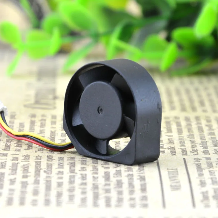 

SUNON KDE0502PFB2-8 5V 0.6W 2510 HARD DISK ROUTER FAN