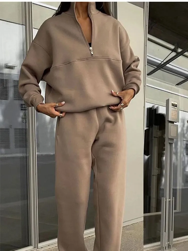 Buy Cheap Louis Vuitton 2022 new Fashion Tracksuits for Women #99925875  from