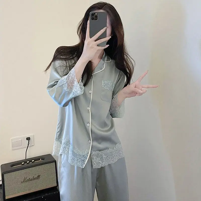 1 In 2023, the new French advanced ice silk long-sleeved pajamas women's spring lace home suit