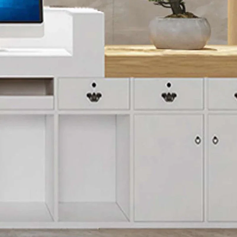 Администратор приемника салон парикмахерской стойка регистрации касса магазина