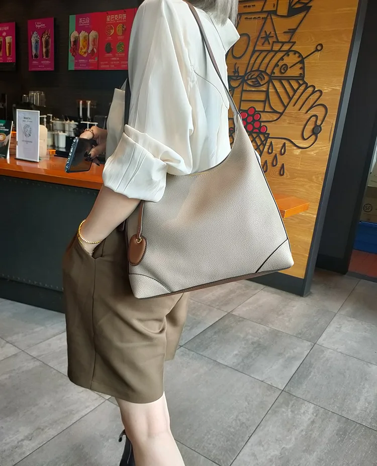 

2022 New Single Messenger Bag Cowhide Fashion Leather Women's Bag Fashion