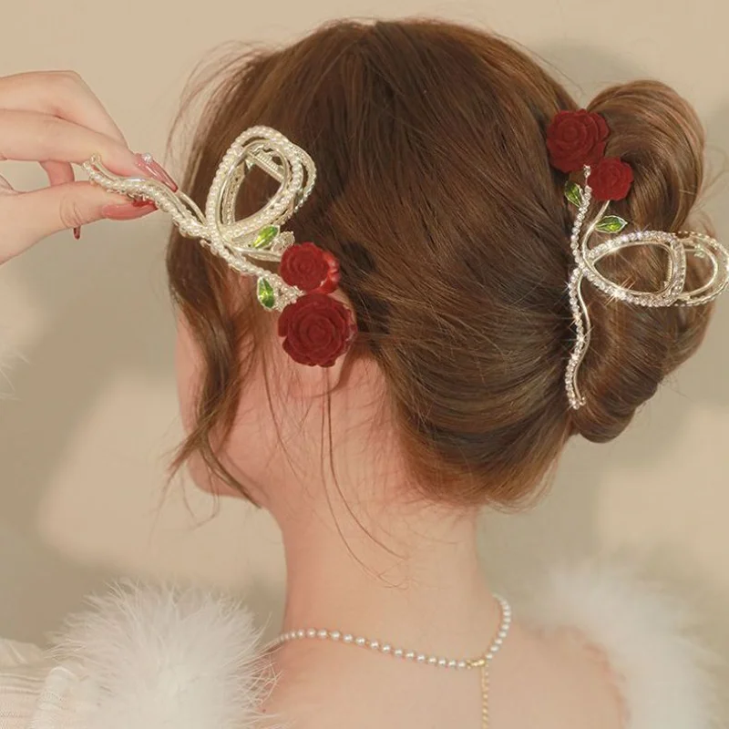 

New Rose Hair Claw Pearl Rhinestone Elegant Hairpin Temperament Crystal Korean Hair Accessories for Women Large Size Shark Clip