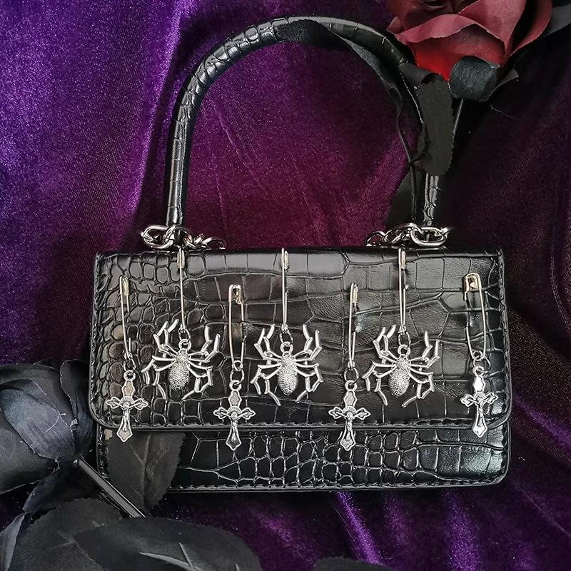 

Сумка на плечо женская в готическом стиле, маленькая металлическая сумочка кросс-боди в стиле панк-рок, кросс-боди с пауком, кошелек, чемоданчик на Хэллоуин