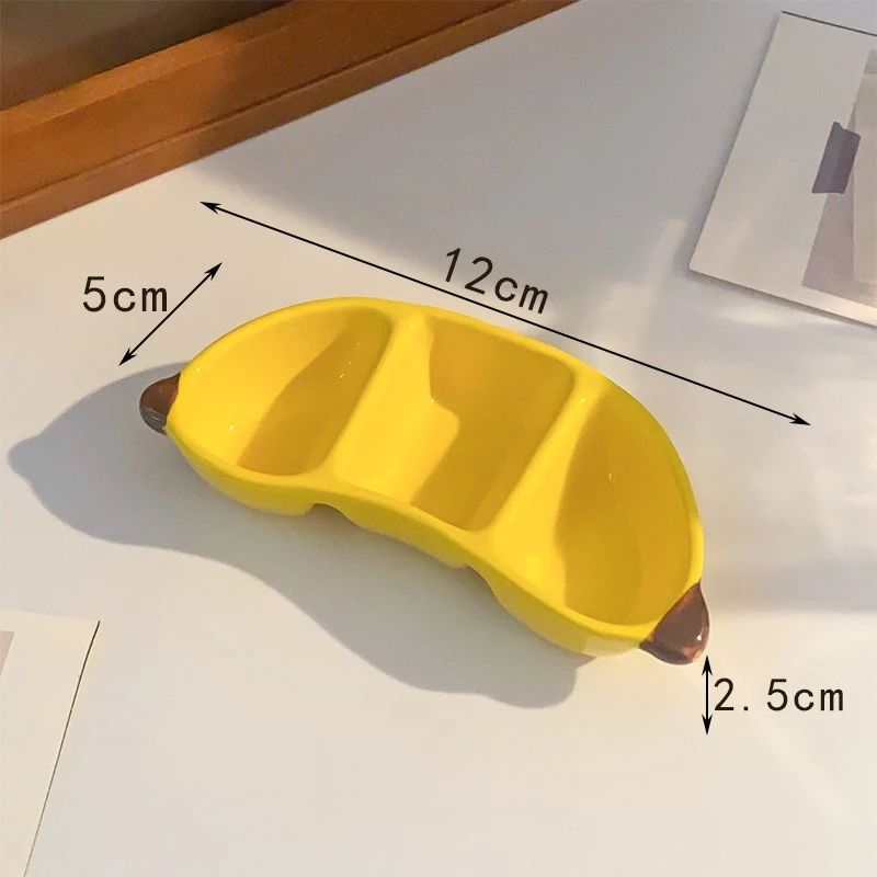 

Керамическая тарелка в форме фрукта