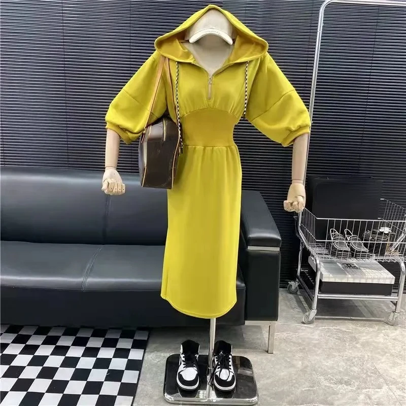 Корейское облегающее платье до середины икры с капюшоном женские повседневные