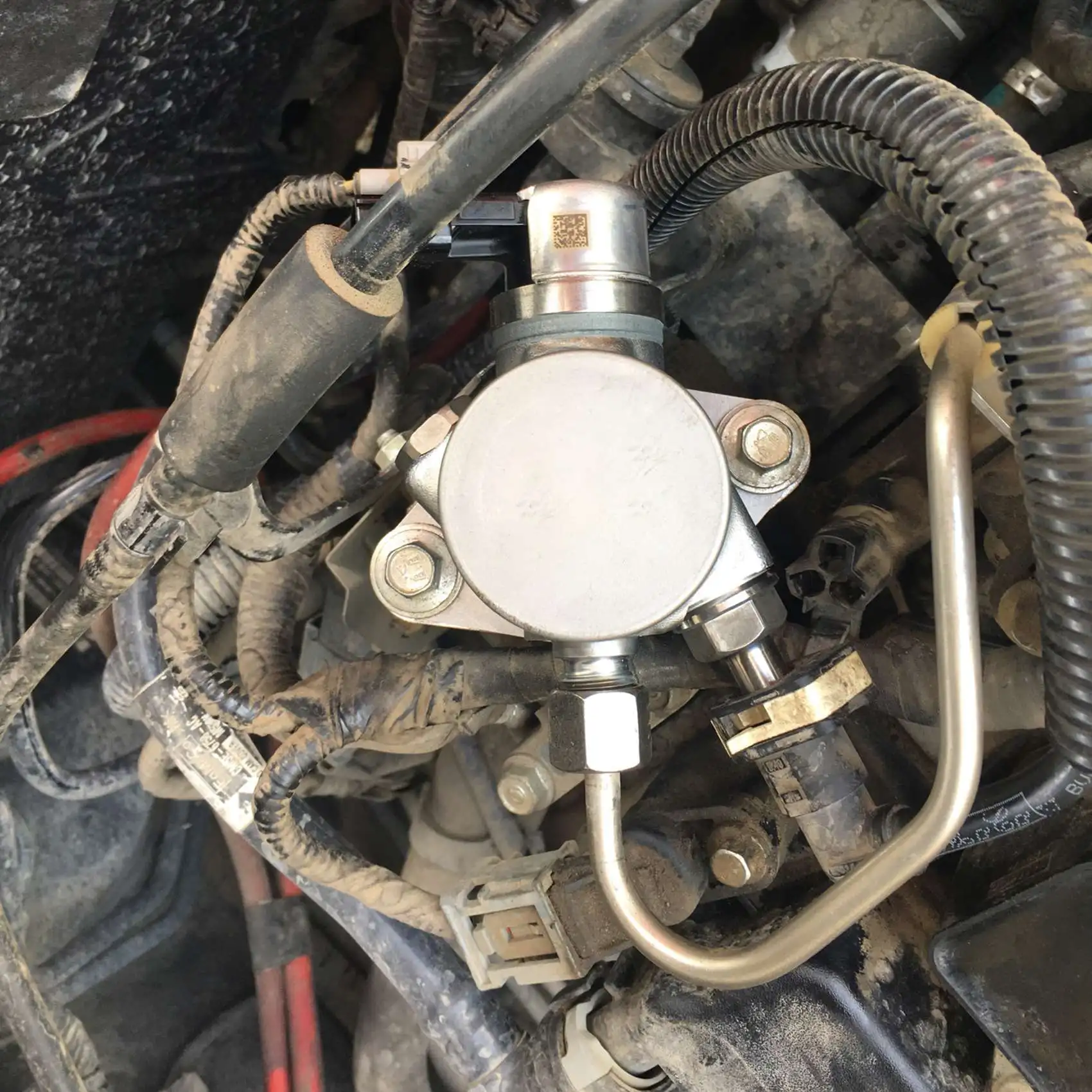 

Автомобильный топливный насос высокого давления CM5E9D376CB для 2012-2016 Ford Focus 2.0L-L4