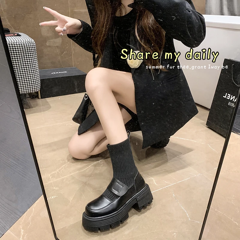 Autumn new black elastic socks boots women's short Boots Spring and Autumn Square head retro thick-soled small thin boots