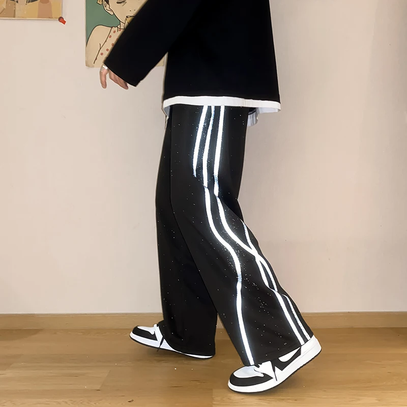 

RUIHUO Reflective Harem Pants Men Clothing Fashion Chinese Size 3XL Streetwear Sweatpants Men Trousers 2022 Spring New Arrivals