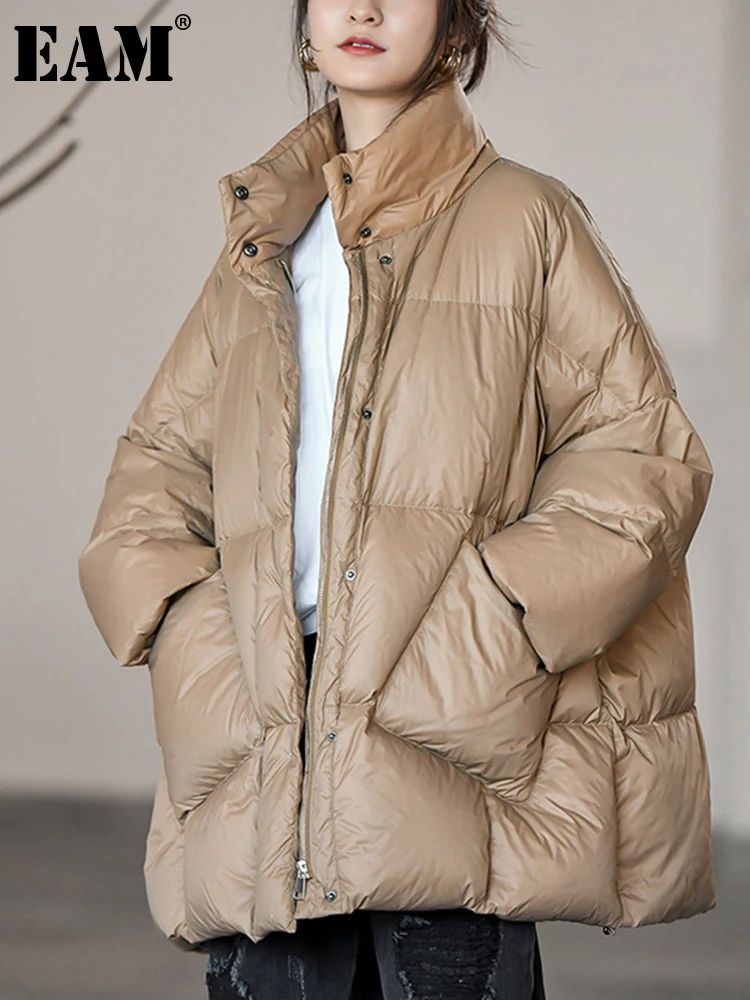 

[EAM] Loose Fit Khaki Big Size Warm Down Jacket New Hooded Long Sleeve Warm Women Parkas Fashion Tide Autumn Winter 2023 1DF1057