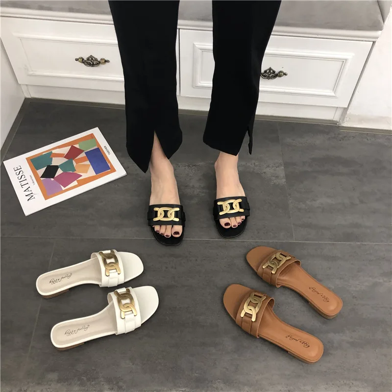 Туфли женские на плоской подошве брендовые лоферы без застежки цепочке