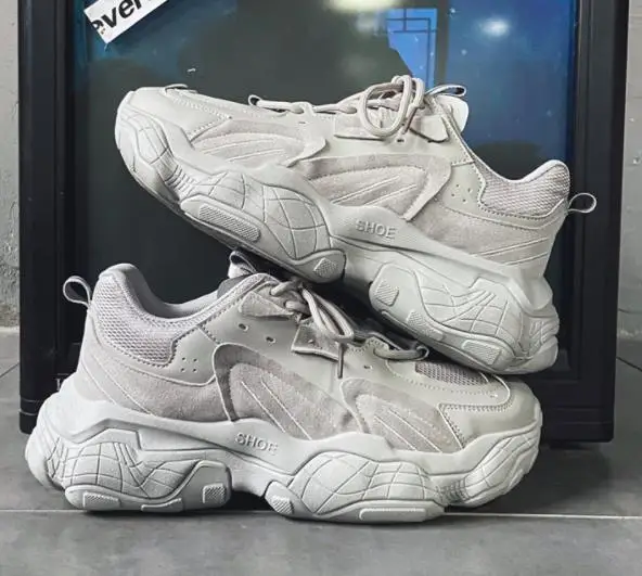 Men Shoes 2022 Spring Autumn New Solid Color Trend Daddy Shoes Fashion Harajuku Style Sneakers Male Lightweight Casual Footshoes