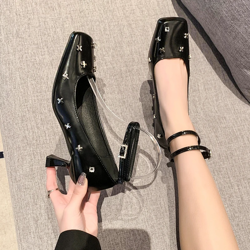 Туфли-лодочки женские с ремешком на щиколотке натуральная кожа серебристые