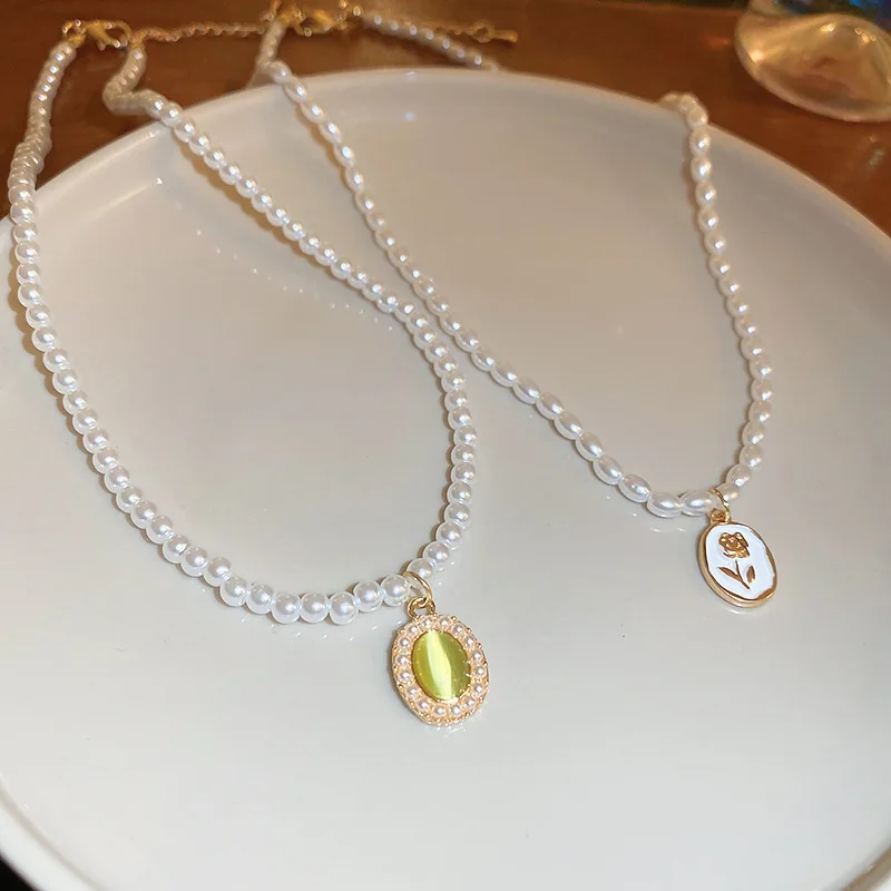

Vintage Tulip Flower Water Drop Oval Pearl Necklace Clavicle Chain Necklace Female