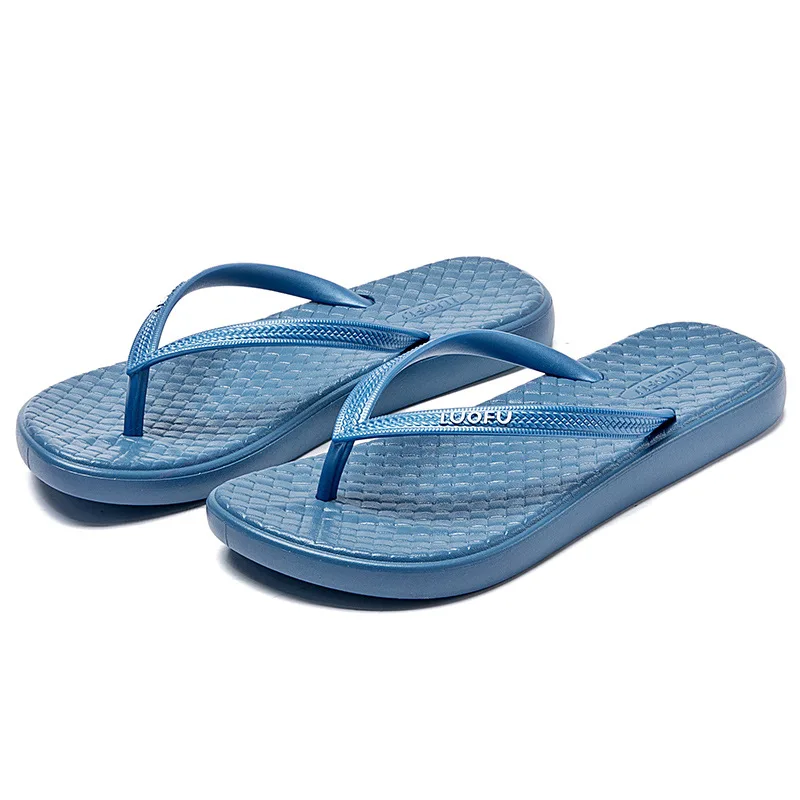 2022 New Black Flip-Flops Women's Clip-on Sandals and Slippers Women's Summer Outer Wear Non-slip Flat Heel Beach Shoes Beach